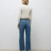 Awrena-jeans med middels høy midje og vid passform