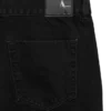 Awrena-jeans med middels høy midje og vid passform