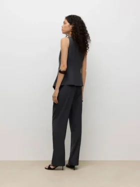 Awviga skreddersydd vest