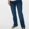 Jeans med utvidet passform, middels høy midje og bootcut