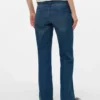 Jeans med utvidet passform, middels høy midje og bootcut
