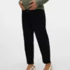 Jeans med vanlig passform og høy midje