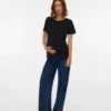 Jeans med vid benpassform