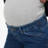 Jeans med vid benpassform