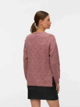 Pullover med rund hals og normal passform