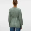 Pullover med rund hals og normal passform