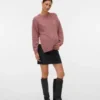 Pullover med rund hals og normal passform