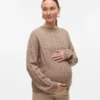 Pullover med rund hals og normal passform