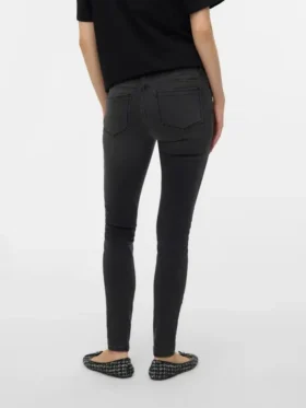 Slim Fit-jeans med middels høy midje