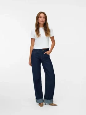 Snrancy-jeans med middels høy midje og vid passform