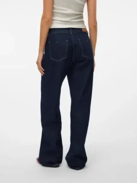 Snrancy-jeans med middels høy midje og vid passform