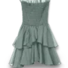 Snruby kort kjole