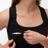 Tank-top med U-hals og slank passform