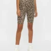 Tettsittende shorts