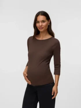 Tettsittende topp med båthals