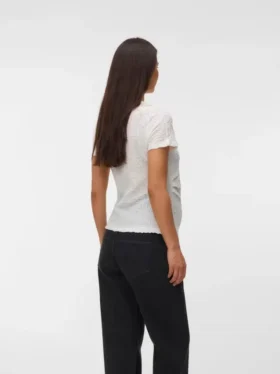 Tettsittende topp med rund hals