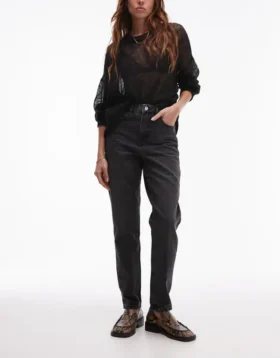 Topshop-jeans med høy midje og «mom fit»