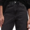 Topshop-jeans med høy midje og «mom fit»