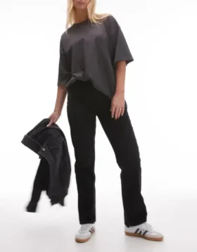 Topshop-jeans med høy midje og rett passform