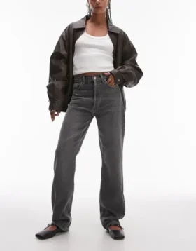 Topshop-jeans med høy midje og rett passform