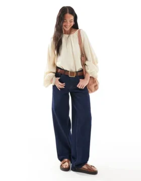 Topshop jeans med lav midje og avslappet passform
