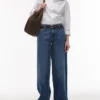 Topshop jeans med lav midje og avslappet passform