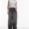 Topshop-jeans med lav midje og vid benpassform