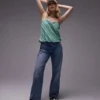 Topshop jeans med middels midje og løs passform