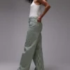 Topshop jeans med middels midje og løs passform