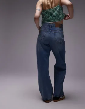 Topshop jeans med middels midje og løs passform