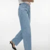 Tsbente jeans med middels høy midje og normal passform