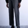 Tscinch-jeans med lav midje og vid passform