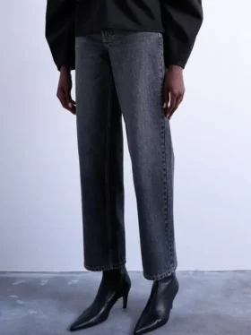 Tscinch-jeans med lav midje og vid passform