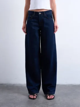 Tscinch-jeans med lav midje og vid passform