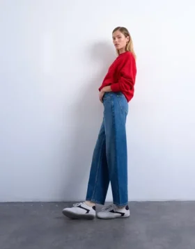Tscinch-jeans med lav midje og vid passform