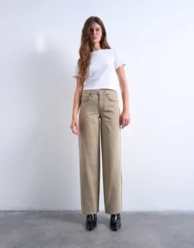 Tscinch-jeans med lav midje og vid passform