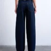 Tscinch-jeans med lav midje og vid passform