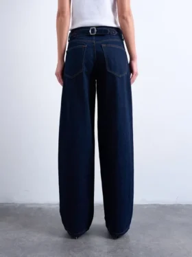 Tscinch-jeans med lav midje og vid passform