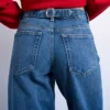 Tscinch-jeans med lav midje og vid passform