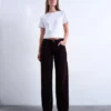 Tsember-jeans med lav midje og vid passform