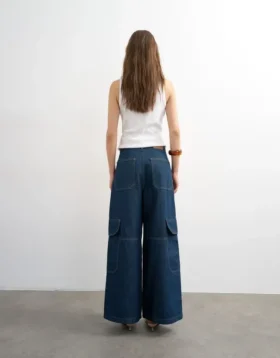 Tseva-jeans med middels høy midje og vid passform