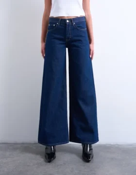Tshorizon-jeans med middels høy midje og vid passform