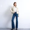 Tsjamie jeans med høy midje og utvidet passform