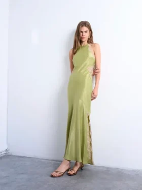 Tsjane lang kjole