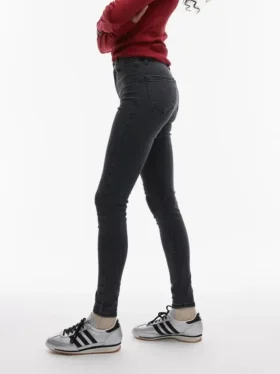 Tsjoni High Rise Skinny Fit-Jeans