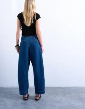 Tsmari-jeans med høy midje og vid benpassform