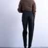 Tsmolly jeans med høy midje og «mom fit»