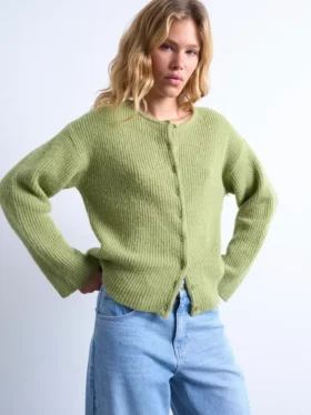 Tsnyla strikk cardigan