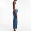 Tsvera High Rise Wide Fit – korte Jeans