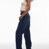 Tsyvonne jeans med høy midje og rett passform